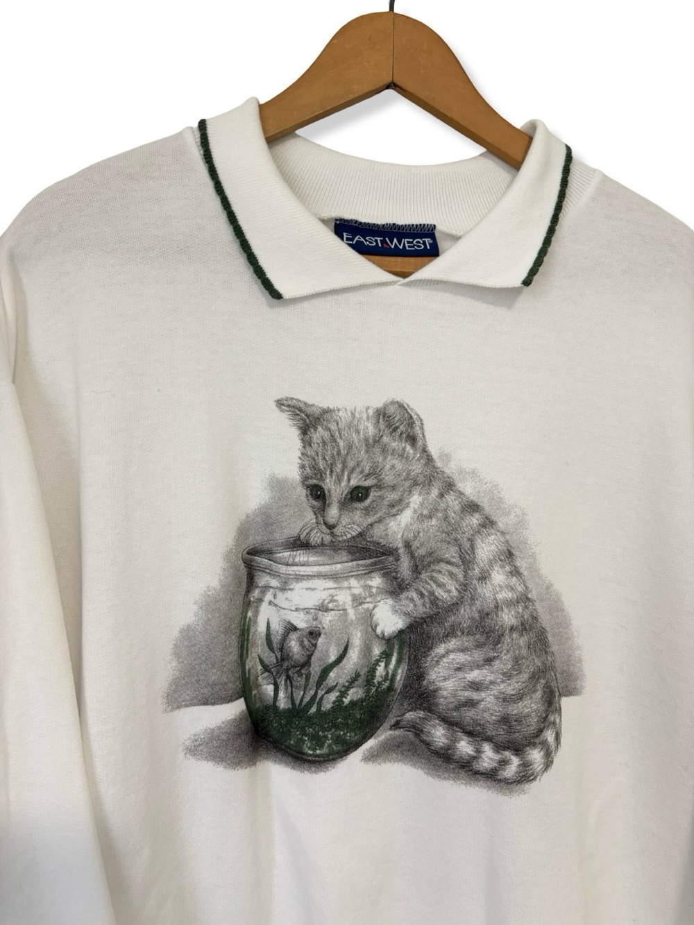 Vintage 90s White Cat & Fishbowl Collared Sweatshirt - Picture 2 of 4